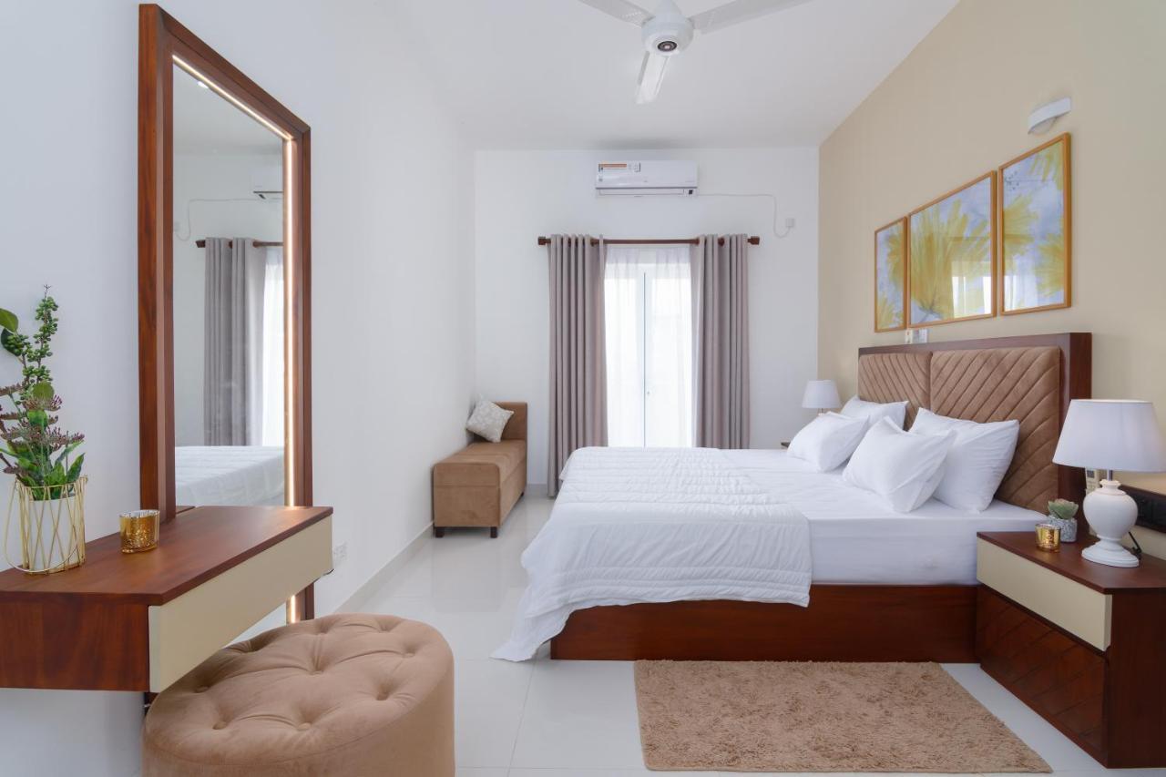 The Luxury Nest Appartement Maharagama Buitenkant foto